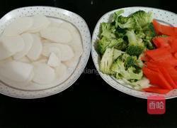山药木耳蔬菜的做法图解1