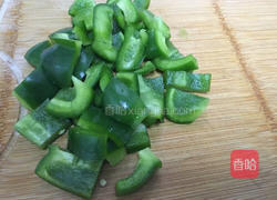 菜椒炒牛肉的做法图解2