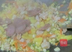 什锦炒饭的做法图解2