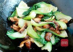 香菇炒油菜的做法图解5
