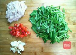 韭菜炒鸭肠的做法图解8