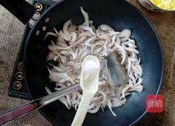 香芹辣炒手撕菇的做法图解3