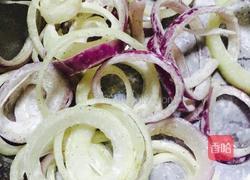 炸洋葱圈的做法图解3