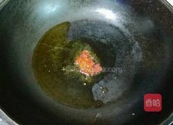 泡菜炒猪皮的做法图解4