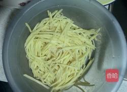 干煸洋芋丝的做法图解1