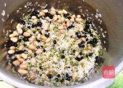 粗粮茶粥的做法图解3