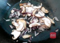 香菇红肠培根披萨（9寸）的做法图解8