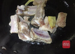 胡萝卜板栗排骨的做法图解5