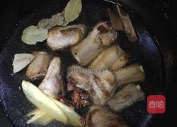 胡萝卜板栗排骨的做法图解9