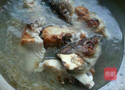 鱼头汤的做法图解4