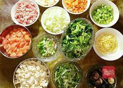 臊子面的做法图解1