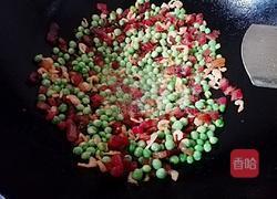 豌豆腊味糯米饭的做法图解7