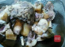 红烧猪蹄的做法图解1