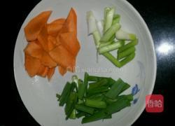 腊肉炒竹笋的做法图解2