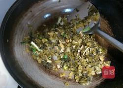 黄鱼烧咸菜的做法图解4