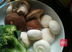 素炒双姑 白灼花耶菜的做法图解1