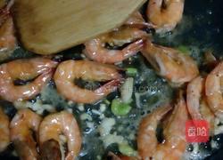 茄汁开背虾的做法图解6