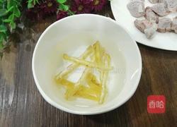 鱼胶炖鸡汤的做法图解4