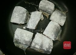 茄汁带鱼的做法图解5