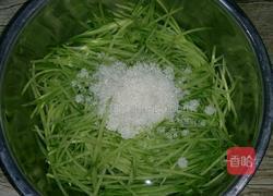 糖醋萝卜丝的做法图解4