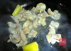 洋葱炒肥肠的做法图解4