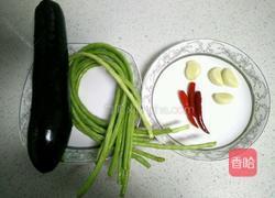 豆角烧茄子的做法图解1