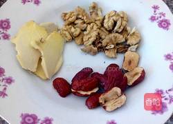 虫草花核桃猪骨汤的做法图解3