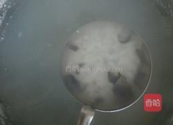 南瓜木耳糯米粥的做法图解5