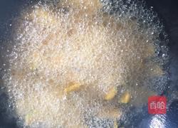 肥肠溜南瓜的做法图解5
