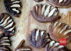 双喜临门(红烧佛手双菇)的做法图解4