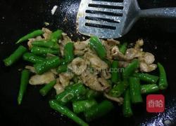 线椒炒肉片的做法图解5