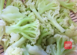 有机花菜炒肉的做法图解5