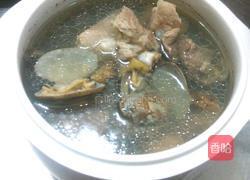 大骨花蛤汤的做法图解5
