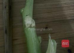 菜头炒蒜苗的做法图解1