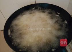 油炸绿豆丸子的做法图解4