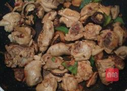 香菇鸡块的做法图解4