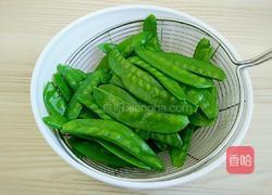 荷兰豆炒风干肠的做法图解5