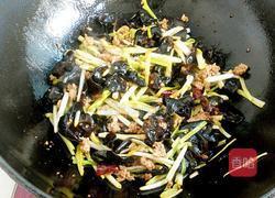 肉碎蒜香炒木耳的做法圖解6