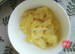 黄瓜木耳炒蛋的做法图解3