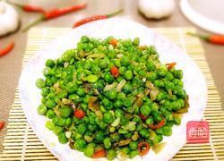 榨菜丁炒小青豆的做法图解8