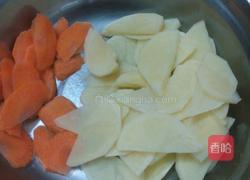 土豆五花肉的做法图解3