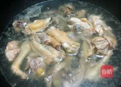 姬松茸鸡汤的做法图解4