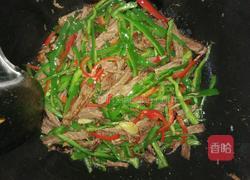 双椒炒牛肉的做法图解10