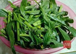 盐水菜心的做法图解1