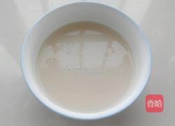 猪肉酸菜馅包子的做法图解2