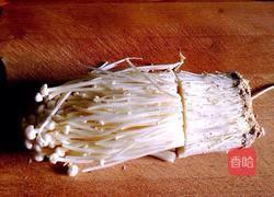 金针菇培根卷的做法图解2