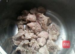 油炸排骨的做法图解2