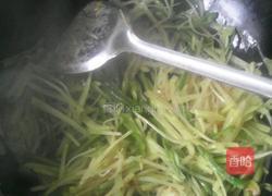 青椒炒土豆的做法图解6