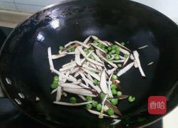 五彩鸡丝的做法图解6