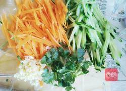 凉拌豆芽菜的做法图解2